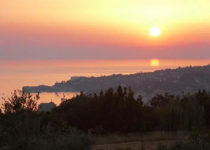 דירה Perfect Sea View לוסיה